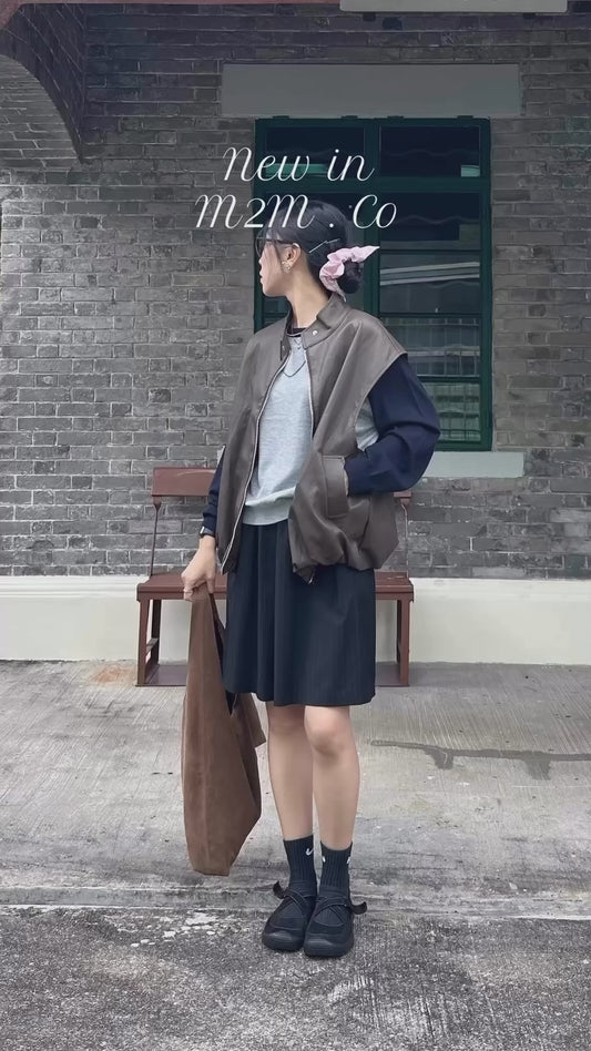 預訂款*仿皮半企領背心